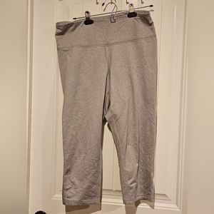 Old Navy Active gray XL